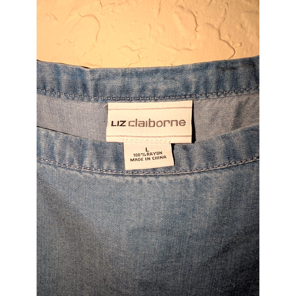 Liz Claiborne Soft Denim Look Shirt Women's Size Large Ruffled Bell Sleeve - Picture 5 of 5